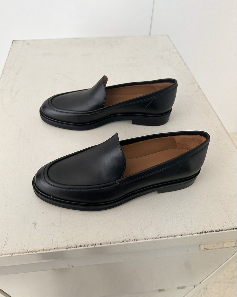 Black Flattered Sanna Leather Shoes Loafers | AUJBT52500